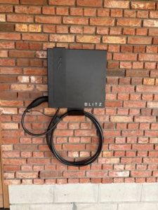 Blitz Power autolader met vaste kabel
